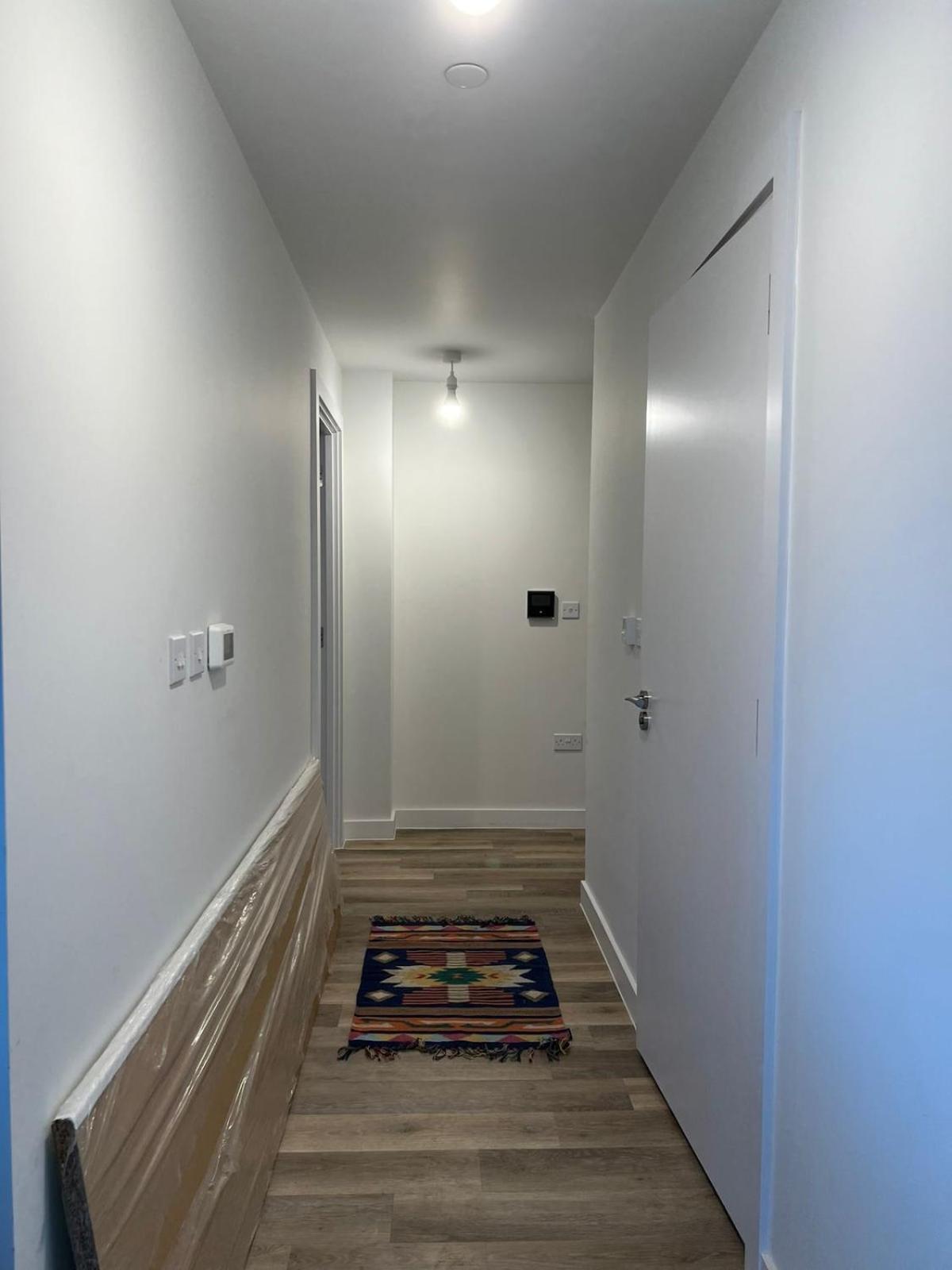 Entire 1 Bedroom To Yourself Appartamento *